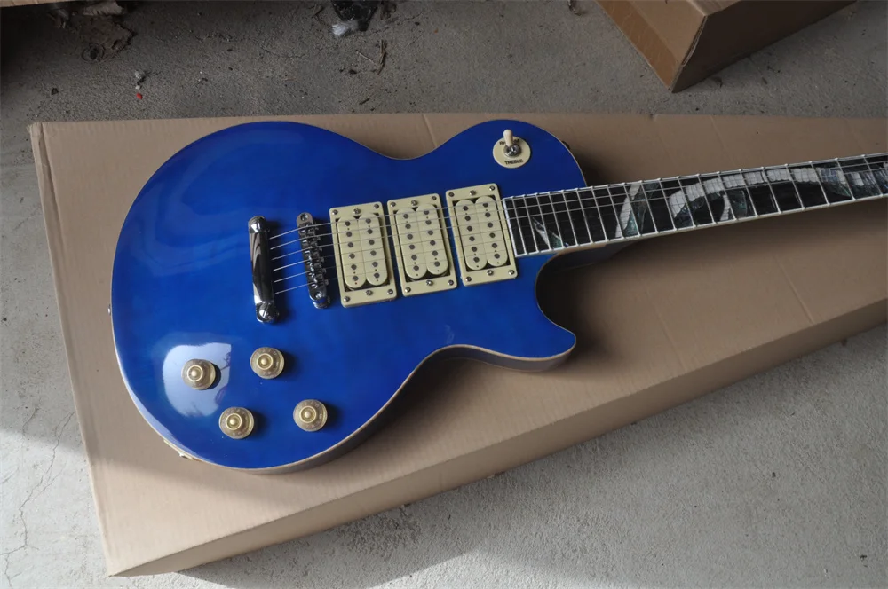 Chinese guitar factory custom 3 pickup blue electric guitar Snake inlay fingerboard in stock 202237
Chinese guitar factory custom 3 pickup blue electric guitar Snake inlay fingerboard in stock 202237
