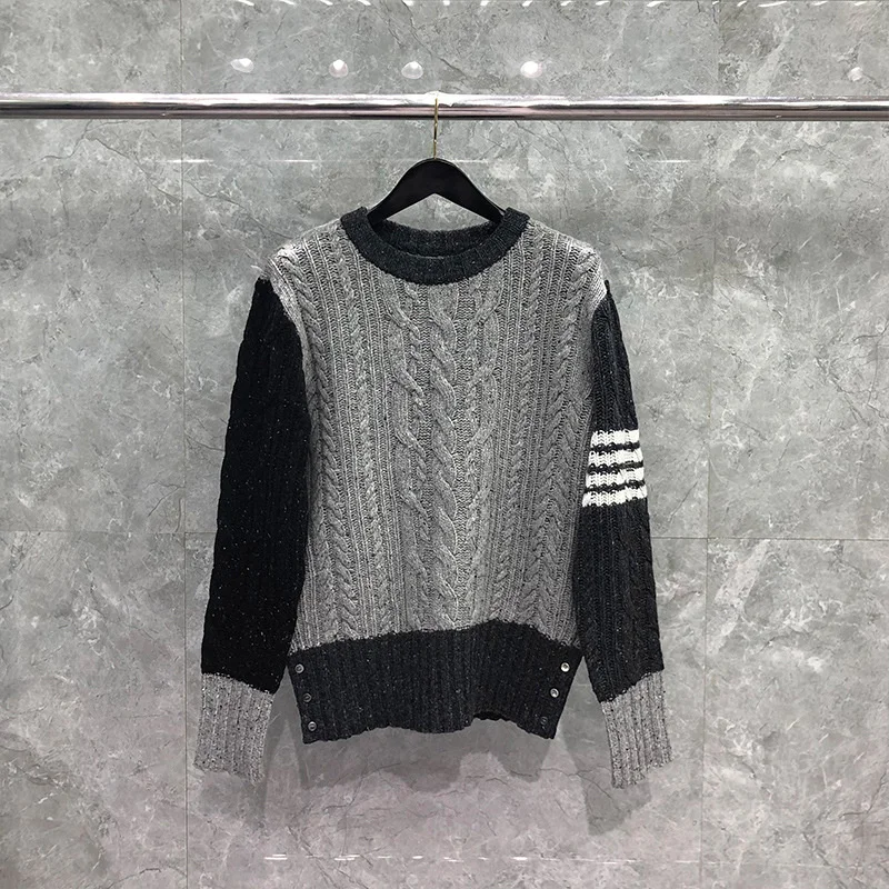 2022 Winter Men Matching Color Cardigan Pullover Warm Loose tbStriped Long Sleeve Top Korean Design Knitted O-Neck Long Sleeve
2022 Winter Men Matching Color Cardigan Pullover Warm Loose tbStriped Long Sleeve Top Korean Design Knitted O-Neck Long Sleeve
