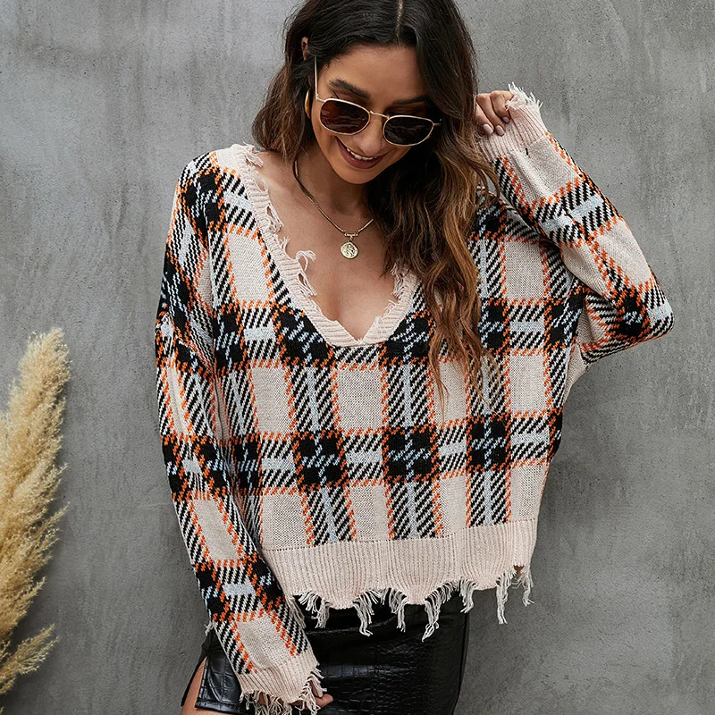 Fashionable Women's Design Feeling Broken Edge V-neck Sweater Loose Square Jacquard Pullover Knitted Top2023
Fashionable Women's Design Feeling Broken Edge V-neck Sweater Loose Square Jacquard Pullover Knitted Top2023