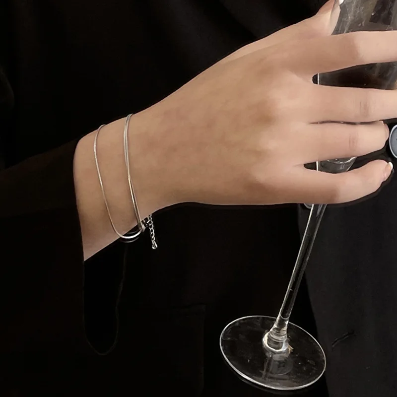 Simple Three-layer Plain Chain Bracelet For Women Korean Fashion Charm Jewelry Birthday Gift Student Accessories 2022 New Trendy 
Simple Three-layer Plain Chain Bracelet For Women Korean Fashion Charm Jewelry Birthday Gift Student Accessories 2022 New Trendy