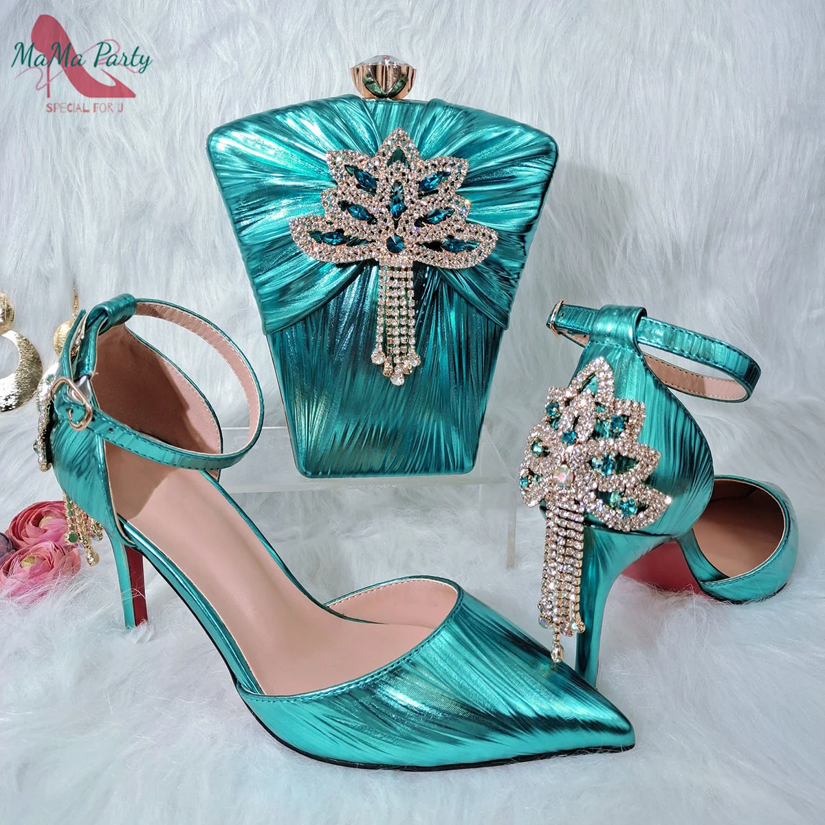 2022 African Hot Selling Design Teal Color Pointed Toe Ladies Super High Sandals Two-piece Women Shoes and Bag Set
2022 African Hot Selling Design Teal Color Pointed Toe Ladies Super High Sandals Two-piece Women Shoes and Bag Set