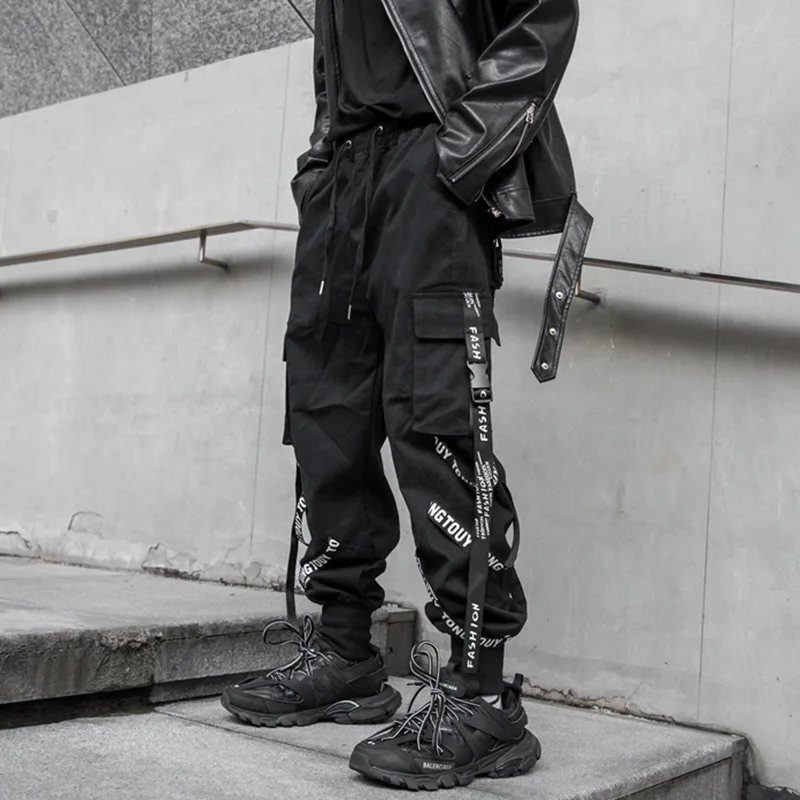 Black Cargo Pants Men Joggers Cargo Trousers for Men Jogging Japanese Streetwear Hip Hop Hippie Techwear Gothic Ribbon
Black Cargo Pants Men Joggers Cargo Trousers for Men Jogging Japanese Streetwear Hip Hop Hippie Techwear Gothic Ribbon