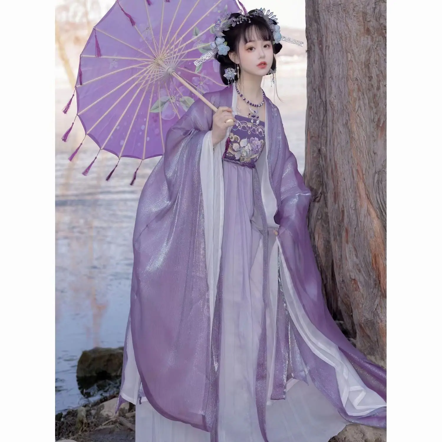 Женское традиционное платье Hanfu с вышивкой в стиле древнего китайского традиционного фиолетового ханьфу, Женский сказочный костюм для косплея, сценический костюм, платья для танцев ролевых игр
Женское традиционное платье Hanfu с вышивкой в стиле древнего китайского традиционного фиолетового ханьфу, Женский сказочный костюм для косплея, сценический костюм, платья для танцев ролевых игр