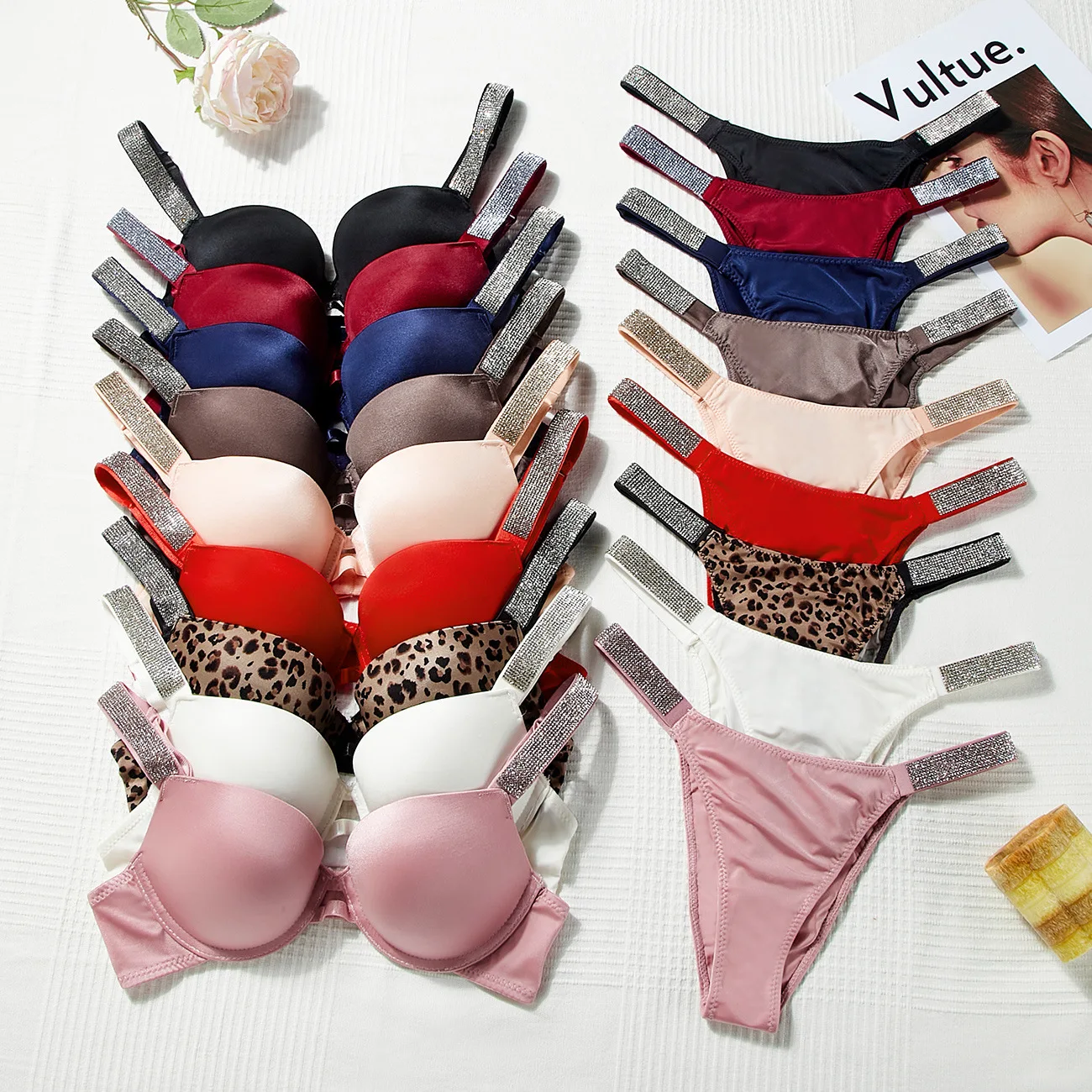 New Women Seamless Bra Set Sexy Hollow Out Push Up Bras VS Letter Rhinestones Lingerie Set Womens Lace Pink Underwear Panties
New Women Seamless Bra Set Sexy Hollow Out Push Up Bras VS Letter Rhinestones Lingerie Set Womens Lace Pink Underwear Panties