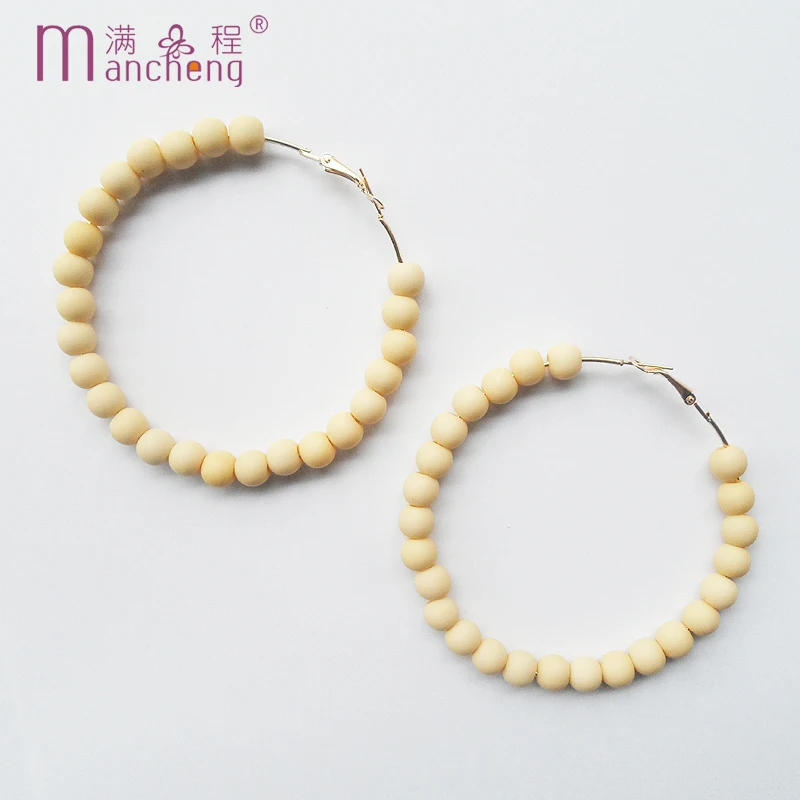 Bohemia OL style Ivory white Plastic acrylic beads Drop Hoops Earrings Women серьги 2022 (70MM)
Bohemia OL style Ivory white Plastic acrylic beads Drop Hoops Earrings Women серьги 2022 (70MM)