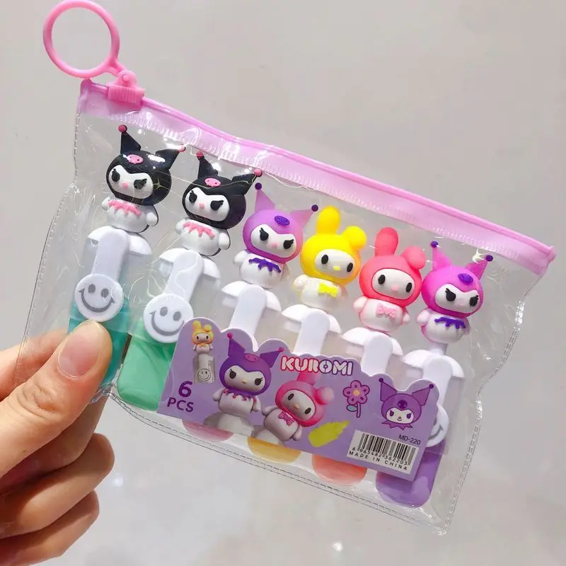 Маркер Sanrio текстовый милый мультяшный Kuromi творческая моделирующая ручка граффити ручной маркер для ключей канцелярские товары для студентов оптовая продажа
Маркер Sanrio текстовый милый мультяшный Kuromi творческая моделирующая ручка граффити ручной маркер для ключей канцелярские товары для студентов оптовая продажа
