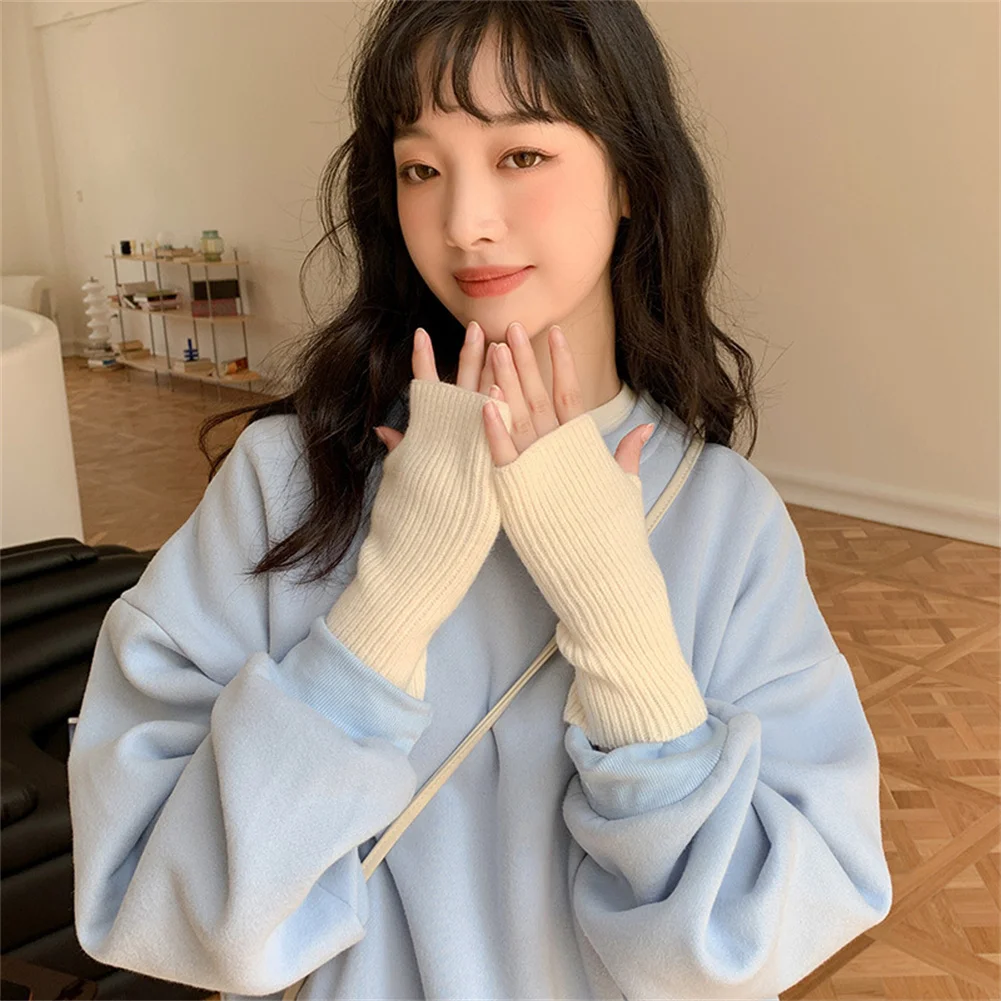 1 Pair Gloves Touch Screen Female Thick Knitted Wristband Half-finger Gloves Knitted Wrist Guard Students Wool Warmth Thickening
1 Pair Gloves Touch Screen Female Thick Knitted Wristband Half-finger Gloves Knitted Wrist Guard Students Wool Warmth Thickening