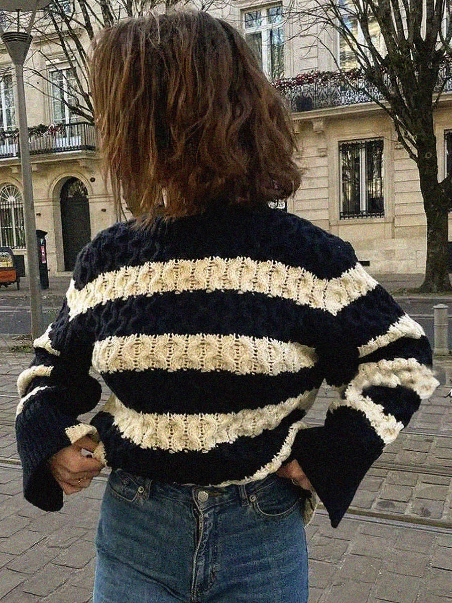 Женский ажурный джемпер в полоску, свободные пуловеры с длинным рукавом и круглым вырезом, повседневный винтажный Шикарный свитер, топы, Ос...
Женский ажурный джемпер в полоску, свободные пуловеры с длинным рукавом и круглым вырезом, повседневный винтажный Шикарный свитер, топы, Ос...