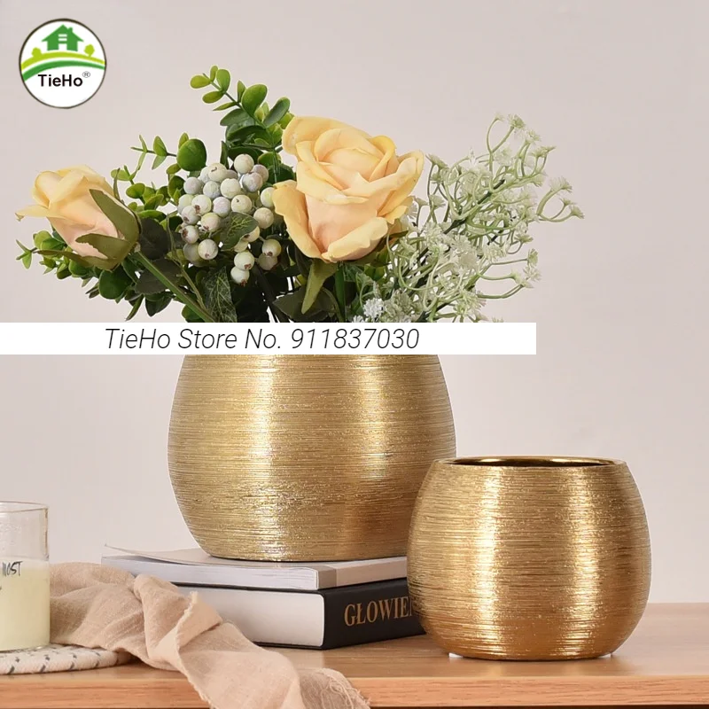 Nordic Home Decor Golden Brushed Ceramic Flower Pots Decoration Round Gilded Vase Plant Pots Flower Arrangement Porcelain Vases
Nordic Home Decor Golden Brushed Ceramic Flower Pots Decoration Round Gilded Vase Plant Pots Flower Arrangement Porcelain Vases