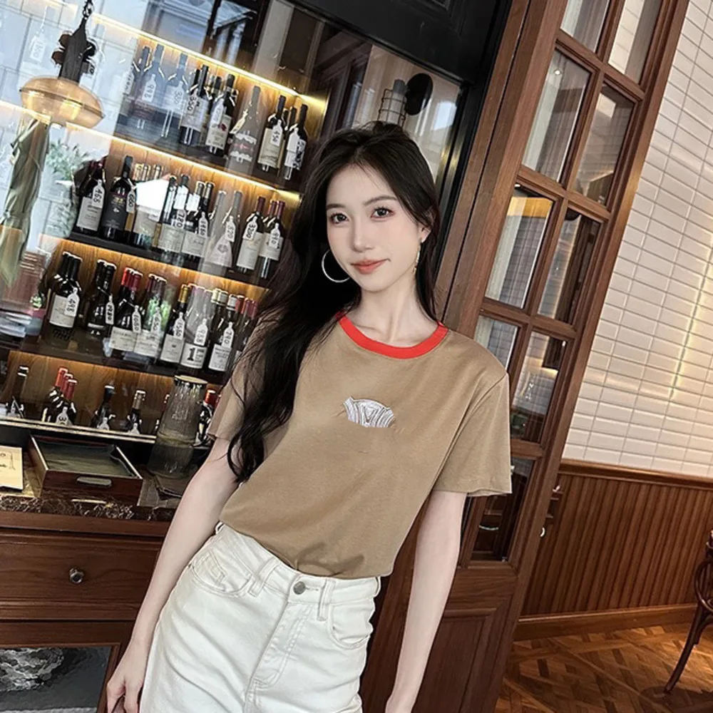 Women's Tee Shirt Summer New Fashion Print Triple Pattern Contrast Collar Simple Casual Versatile Short Sleeve T Women's Tops
Women's Tee Shirt Summer New Fashion Print Triple Pattern Contrast Collar Simple Casual Versatile Short Sleeve T Women's Tops