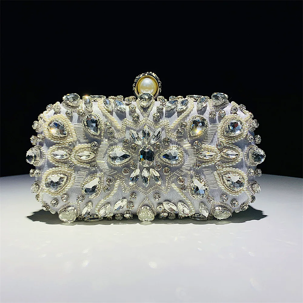 Women's Banquet Handmade Beaded Handheld Bag Rhinestone Ladies Dinner Bag Party Chain Bag Dress with Storage Pocket
Women's Banquet Handmade Beaded Handheld Bag Rhinestone Ladies Dinner Bag Party Chain Bag Dress with Storage Pocket