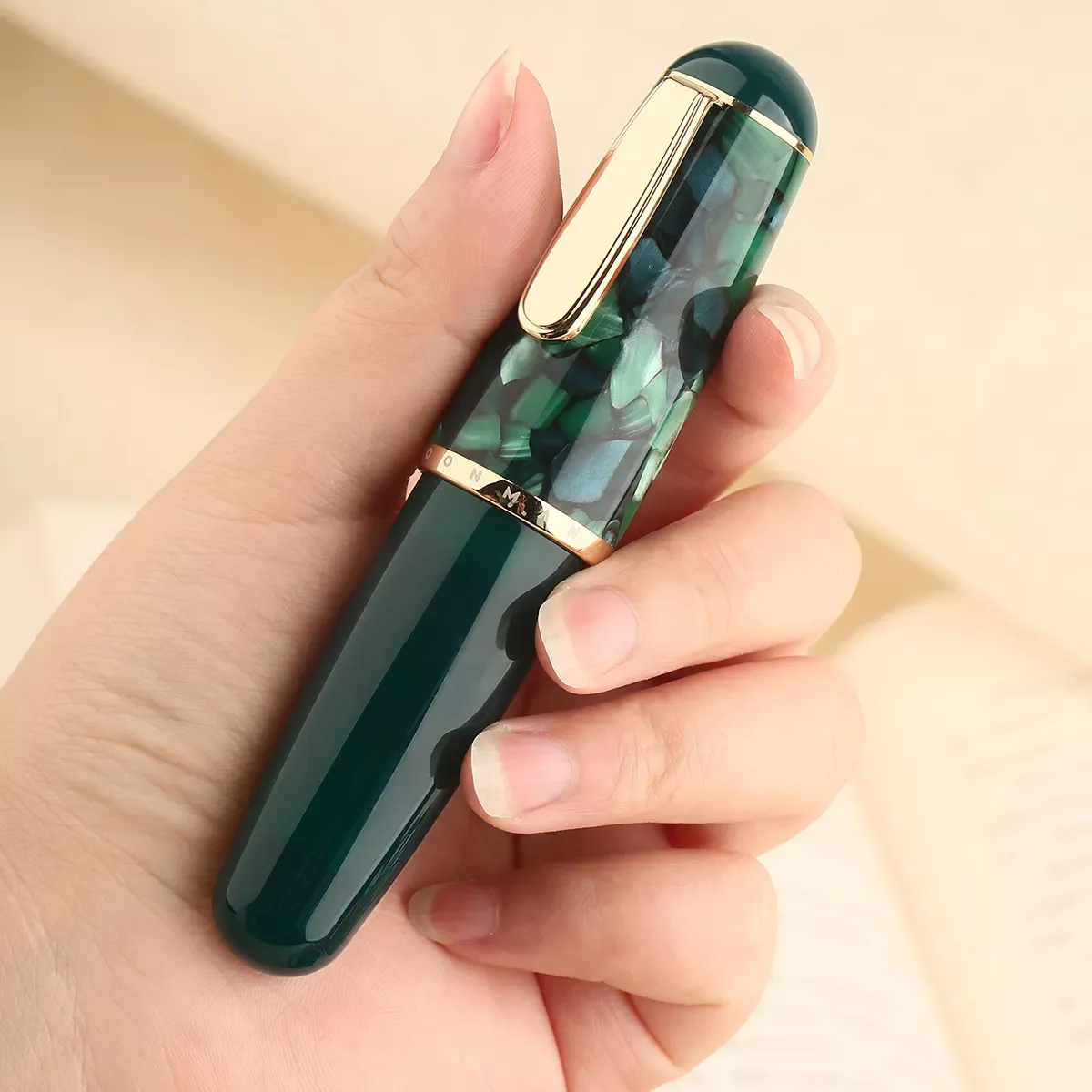 Q1/ Majohn Mini Acrylic Glass Branch Pen Portable Ink Pen EF/F Nib Palm Short Writing Gift Set EF/F0.38mm 0.5mm
Q1/ Majohn Mini Acrylic Glass Branch Pen Portable Ink Pen EF/F Nib Palm Short Writing Gift Set EF/F0.38mm 0.5mm