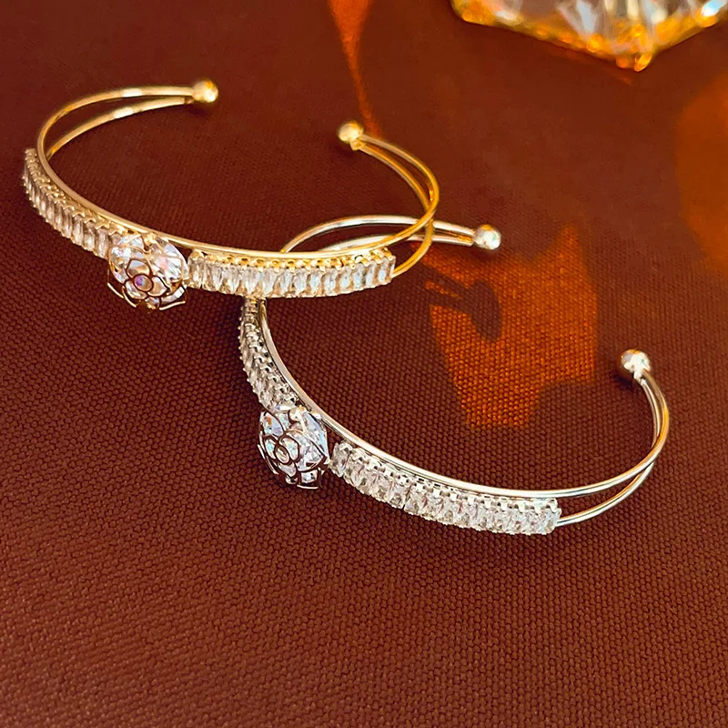 Double-Layer Style Zircon Flower Open-Ended Bracelet Ins Fashion Personalized Bracelet Women
Double-Layer Style Zircon Flower Open-Ended Bracelet Ins Fashion Personalized Bracelet Women