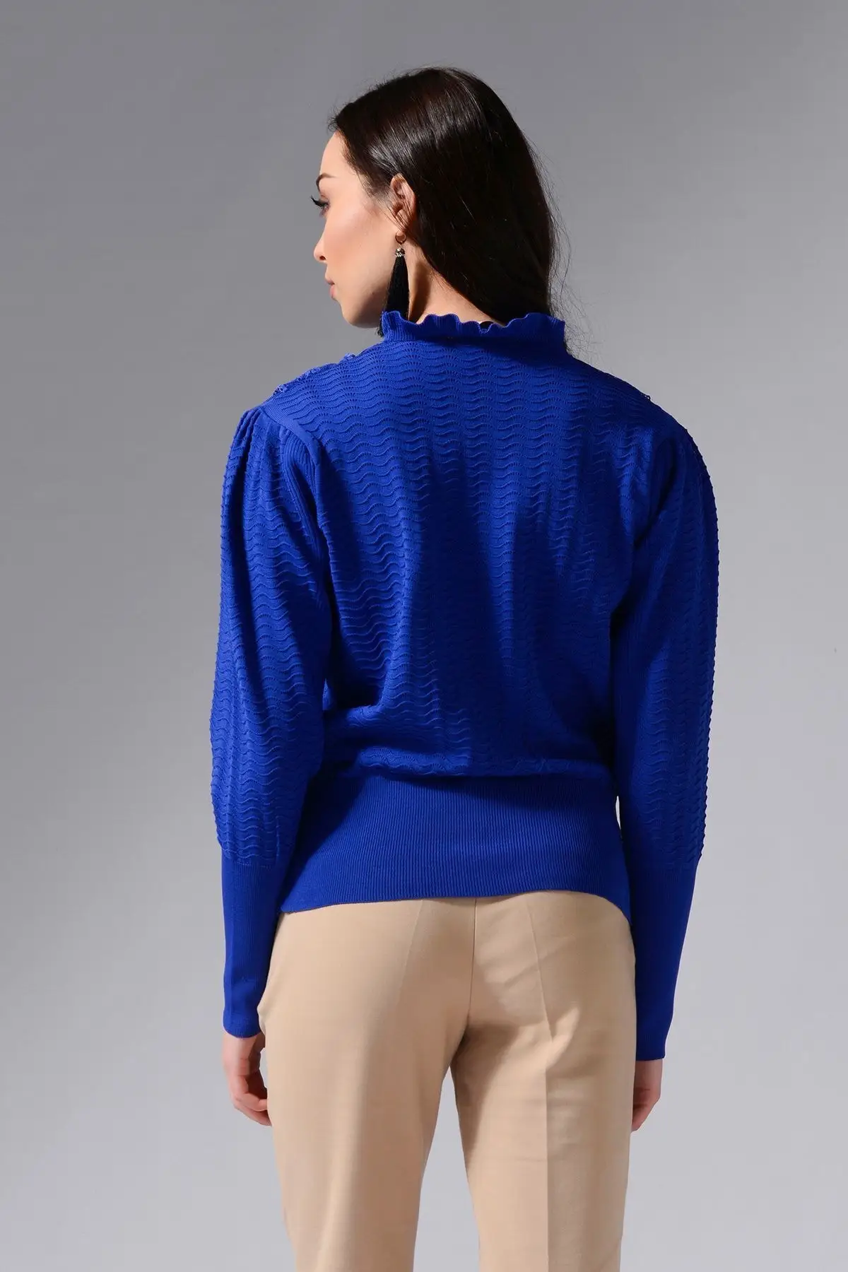 Saks Jacquard Women Lace Detail lettuce Colar Sweater seasonal Women Muslim Sweater
Saks Jacquard Women Lace Detail lettuce Colar Sweater seasonal Women Muslim Sweater