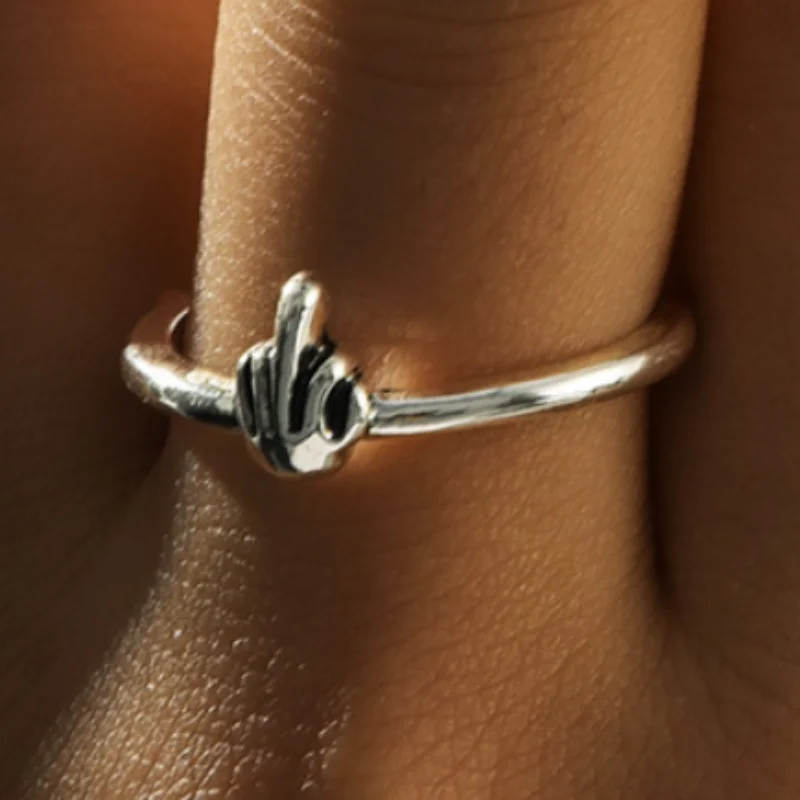 Punk Middle Finger Ring for Men Women Silver Hip Hop Rings Set Gothic Stainless Steel Wedding Party Gifts Jewerly Accessories
Punk Middle Finger Ring for Men Women Silver Hip Hop Rings Set Gothic Stainless Steel Wedding Party Gifts Jewerly Accessories