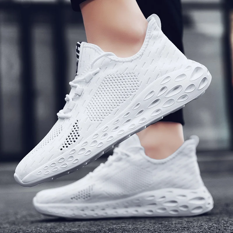 2022 Summer New Mesh Comfortable Breathable Casual Running Shoes Large Lightweight Trend Non Slip Men's Sports Shoes
2022 Summer New Mesh Comfortable Breathable Casual Running Shoes Large Lightweight Trend Non Slip Men's Sports Shoes