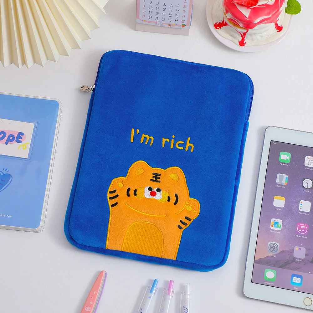 Universal Pouch for OPPO Realme Pad 10.4 Inch 2021 RMP2102 RMP2103 Pad 11 2022 YESTEL T5 10.1 Inch Tablet Cute Sleeve Bag Case
Universal Pouch for OPPO Realme Pad 10.4 Inch 2021 RMP2102 RMP2103 Pad 11 2022 YESTEL T5 10.1 Inch Tablet Cute Sleeve Bag Case