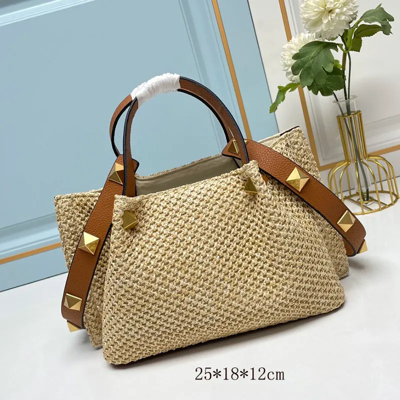 High Quality Straw Woven Tote Bag Large Capacity Travel Shopping Bag Leather Handbag Fashion Design Shoulder Messenger
High Quality Straw Woven Tote Bag Large Capacity Travel Shopping Bag Leather Handbag Fashion Design Shoulder Messenger