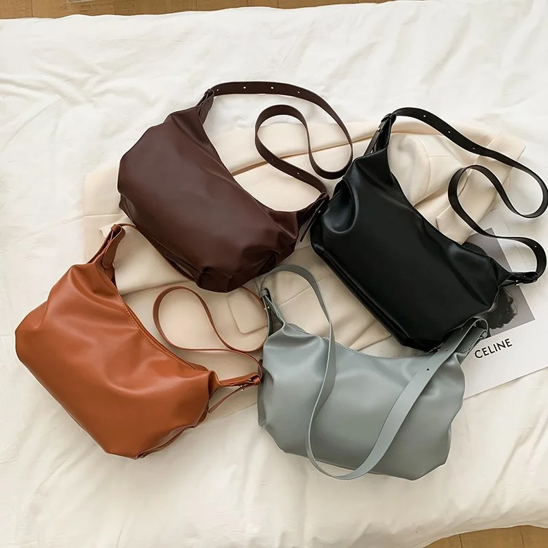 Fashion Retro Soft Women Handbag PU Leather Portable Classic Dumpling Underarm Shoulder Totes Bag 641 
Fashion Retro Soft Women Handbag PU Leather Portable Classic Dumpling Underarm Shoulder Totes Bag 641