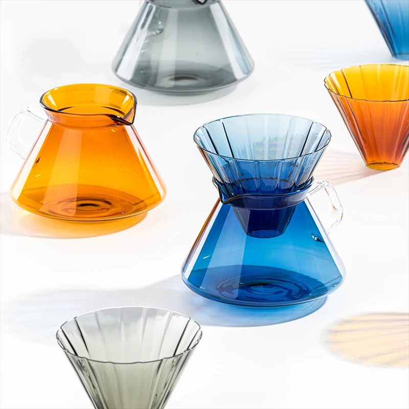 JINYOUJIA Heat Resistant Color Hand-brewed Coffee Sharing Pot Filter Cup Cloud Hand-brewed Coffee Pot Set with Filter Cups 
JINYOUJIA Heat Resistant Color Hand-brewed Coffee Sharing Pot Filter Cup Cloud Hand-brewed Coffee Pot Set with Filter Cups