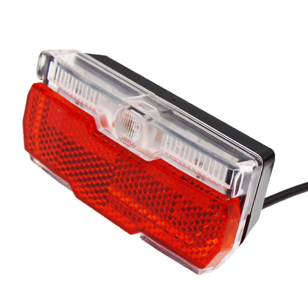 High Quality New Sport Tail Light Rear Light Warning 150cm Cable Night 180 Degree Beam ABS Accessories Cycling
High Quality New Sport Tail Light Rear Light Warning 150cm Cable Night 180 Degree Beam ABS Accessories Cycling
