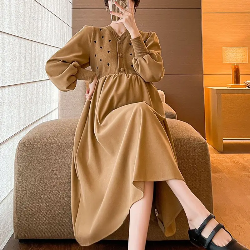 Вязаное платье для беременных в стиле пэчворк Одежда для беременных женщин свитер платья для кормящих женщин модные платья для беременных с V-образным вырезом и пуговицами
Вязаное платье для беременных в стиле пэчворк Одежда для беременных женщин свитер платья для кормящих женщин модные платья для беременных с V-образным вырезом и пуговицами