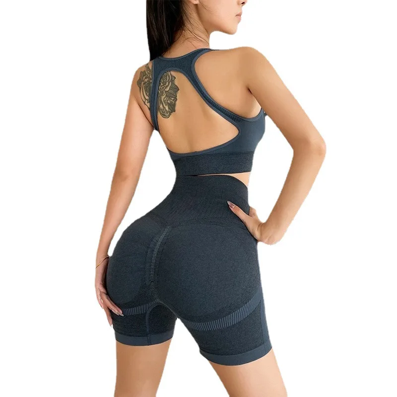 Short Sport Outfit for Woman 2 Pieces Gym Wear Set Hollow-out Bra and Shorts Suit Tracksuit Yoga Clothes Sportwear
Short Sport Outfit for Woman 2 Pieces Gym Wear Set Hollow-out Bra and Shorts Suit Tracksuit Yoga Clothes Sportwear