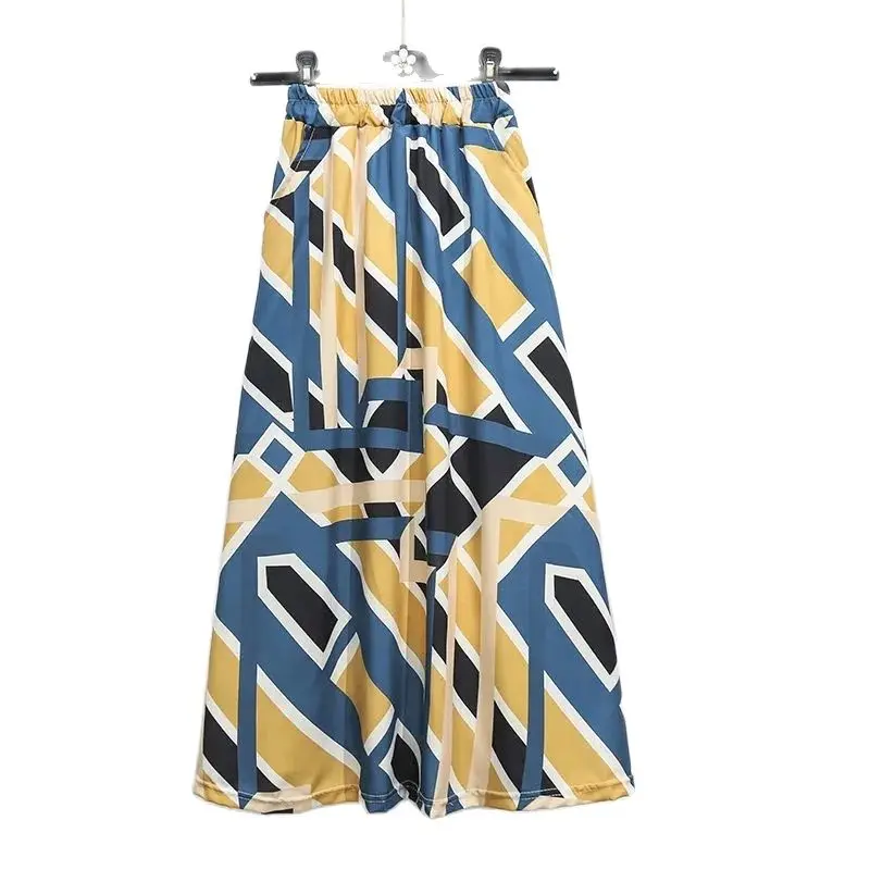 Chiffon summer new printed skirt flower color umbrella skirt large wave point skirt P3 723
Chiffon summer new printed skirt flower color umbrella skirt large wave point skirt P3 723