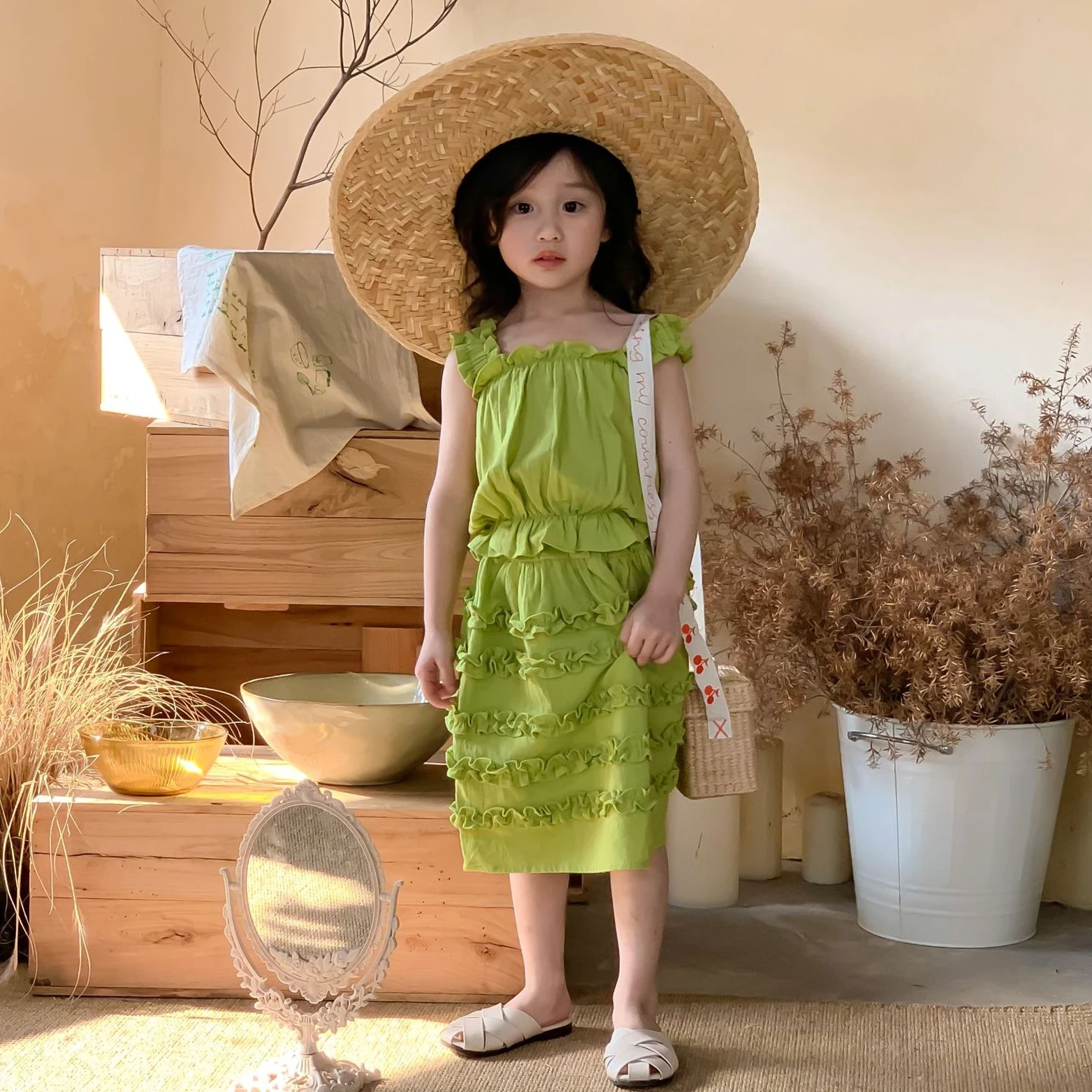 Korean Style Girls Skirt Sets Summer Kids Cute Sleeveless Falbala Tank Top + Skirt Fashion Children Suits 1-6 Years
Korean Style Girls Skirt Sets Summer Kids Cute Sleeveless Falbala Tank Top + Skirt Fashion Children Suits 1-6 Years