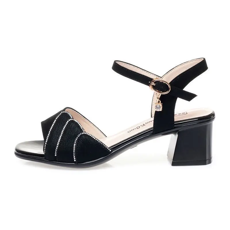Women High Top Sandals 2022 Cool Summer Lady Platform Sexy Mid Heels Girls Nightclub Slides Slippers Female Office Fashion Shoes
Women High Top Sandals 2022 Cool Summer Lady Platform Sexy Mid Heels Girls Nightclub Slides Slippers Female Office Fashion Shoes