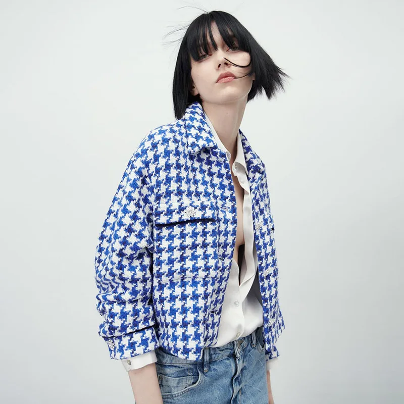 Женская модная твидовая куртка стразы на пуговицах, пальто, винтажная женская синяя верхняя одежда с длинным рукавом и накладными карманам...
Женская модная твидовая куртка стразы на пуговицах, пальто, винтажная женская синяя верхняя одежда с длинным рукавом и накладными карманам...