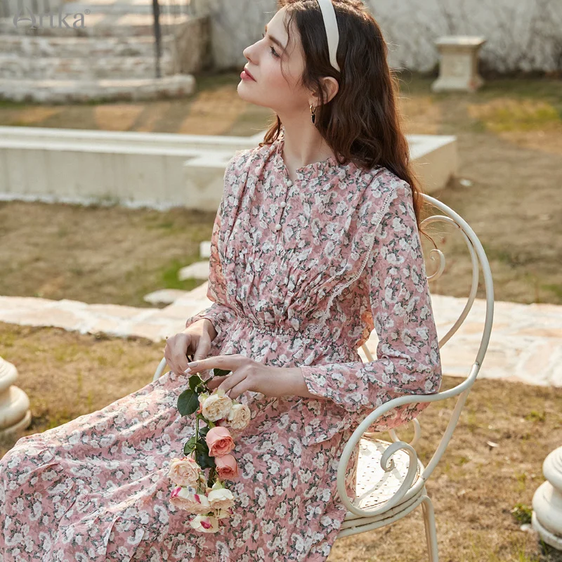 ARTKA 2022 Spring New Women Dress French Vintage Rural Floral Lace Chiffon Dresses Long Puff Sleeve Ruffle Midi Dress LA29026C
ARTKA 2022 Spring New Women Dress French Vintage Rural Floral Lace Chiffon Dresses Long Puff Sleeve Ruffle Midi Dress LA29026C