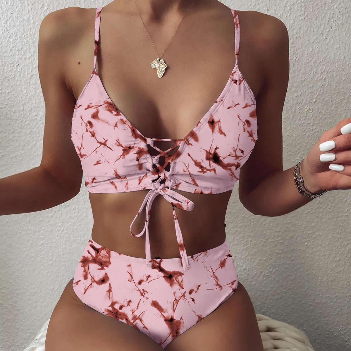 Yanxi 2022 Sexy Ink Print Chest Tie Bikini Tie Swimsuit Sexy Biquini Bathing Suit Women Bikinis String Beach 2 Piece Set Women
Yanxi 2022 Sexy Ink Print Chest Tie Bikini Tie Swimsuit Sexy Biquini Bathing Suit Women Bikinis String Beach 2 Piece Set Women