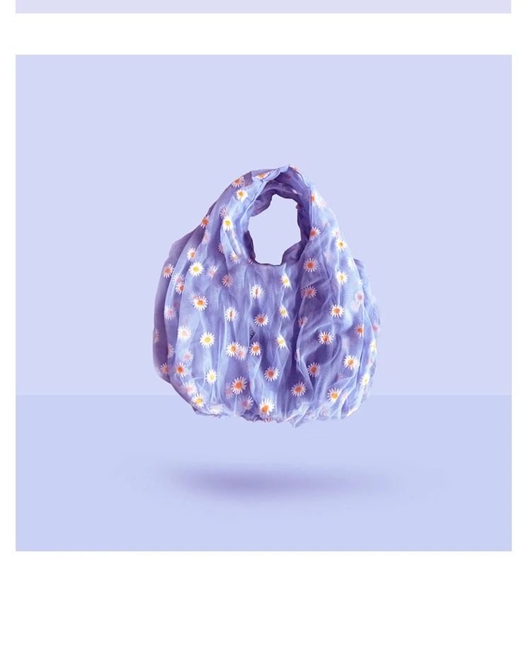 Новинка лета 2022, маленькая вышитая маргариткой, яркая Дымчатая синяя пушистая сумка для покупок, сумка-корзина
Новинка лета 2022, маленькая вышитая маргариткой, яркая Дымчатая синяя пушистая сумка для покупок, сумка-корзина