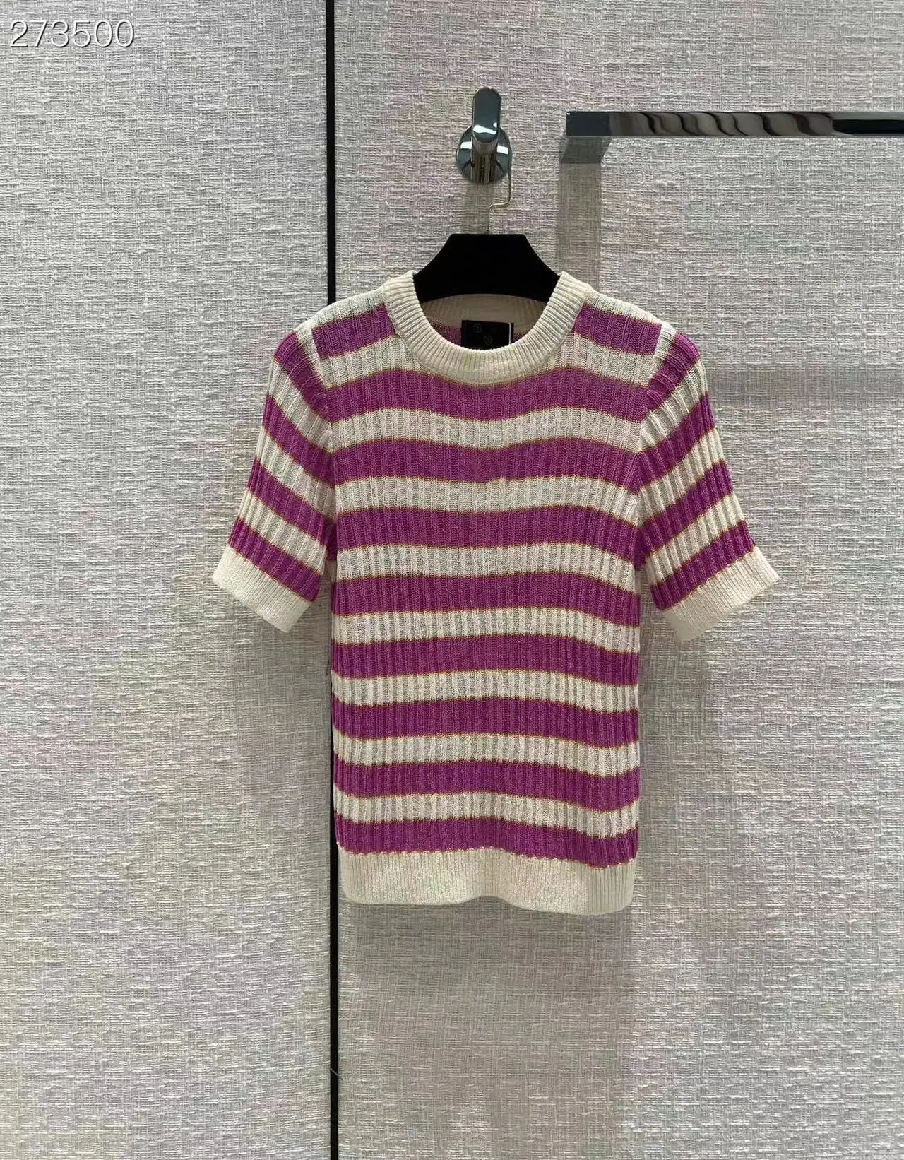 Fashion Runway 2022 Summer Casual Knit T-shirt Women Striped Printed Short Sleeve Ladies Hot Sale T-Shirts
Fashion Runway 2022 Summer Casual Knit T-shirt Women Striped Printed Short Sleeve Ladies Hot Sale T-Shirts