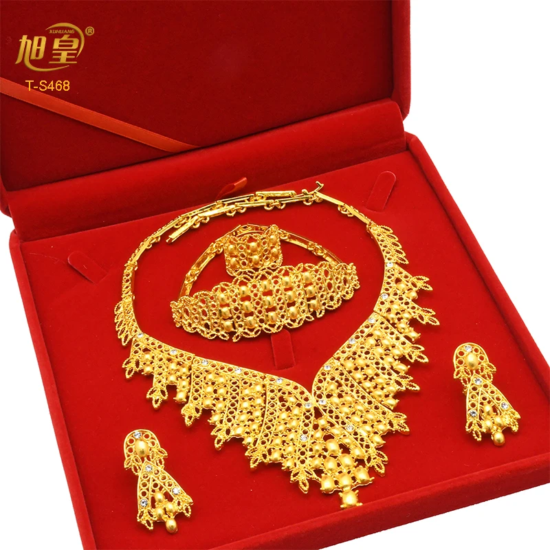 XUHUANG Indian Crystal 24K Gold Plated Necklace Bracelet Jewelry Set Arabic Women Charm Anniversary Gifts With Plush Gift Box
XUHUANG Indian Crystal 24K Gold Plated Necklace Bracelet Jewelry Set Arabic Women Charm Anniversary Gifts With Plush Gift Box