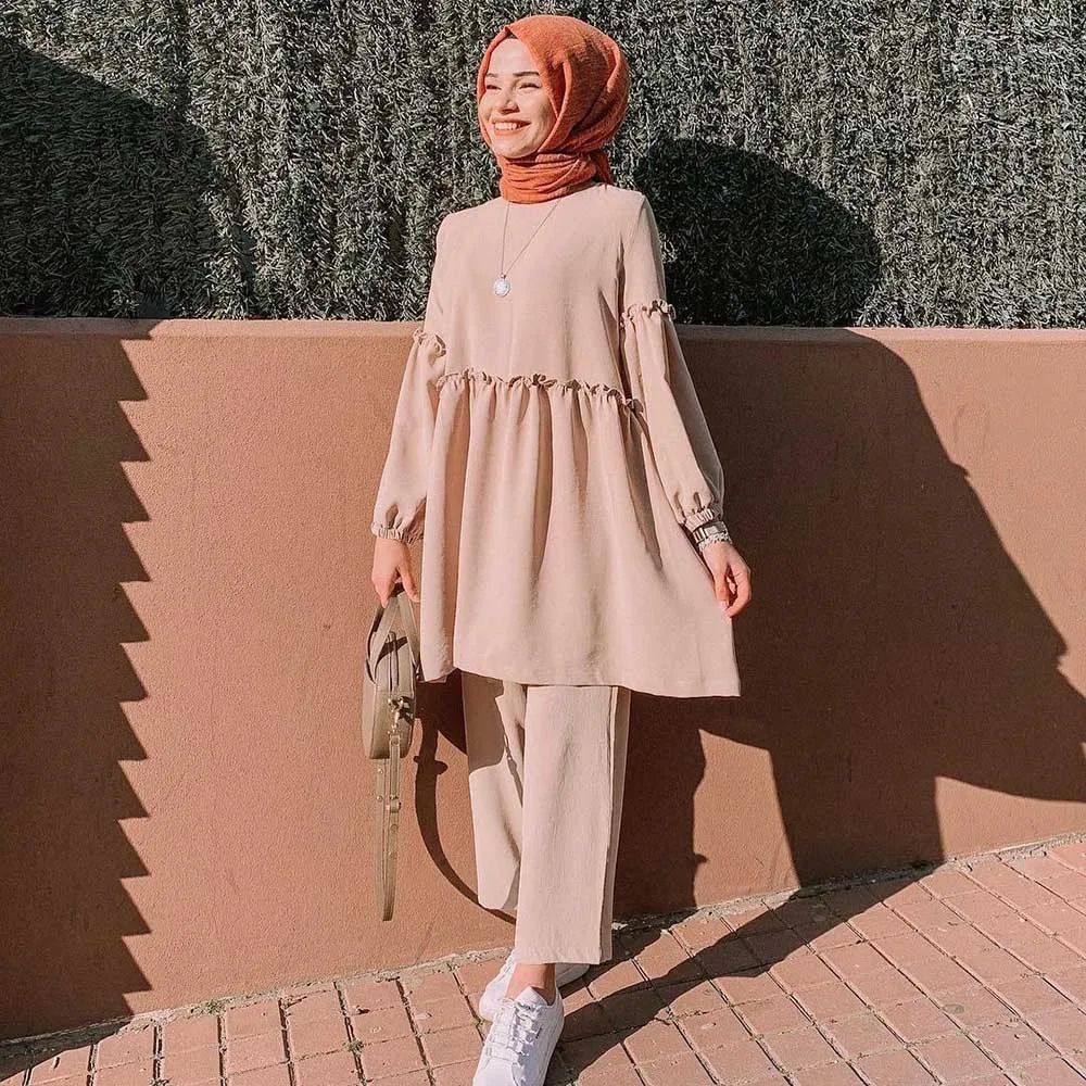 New Ramadan Muslim Sets Abaya Women Fashion Long Sleeve Blouse Tops + Loose Pant Islam Dubai Casual Two Piece Suit
New Ramadan Muslim Sets Abaya Women Fashion Long Sleeve Blouse Tops + Loose Pant Islam Dubai Casual Two Piece Suit