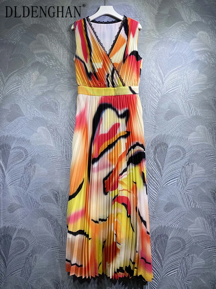 DLDENGHAN Summer Tank Dress Women V-Neck Sleeveless Print High Waist Elegant Party Pleated Long Dress Fashion Designer New
DLDENGHAN Summer Tank Dress Women V-Neck Sleeveless Print High Waist Elegant Party Pleated Long Dress Fashion Designer New