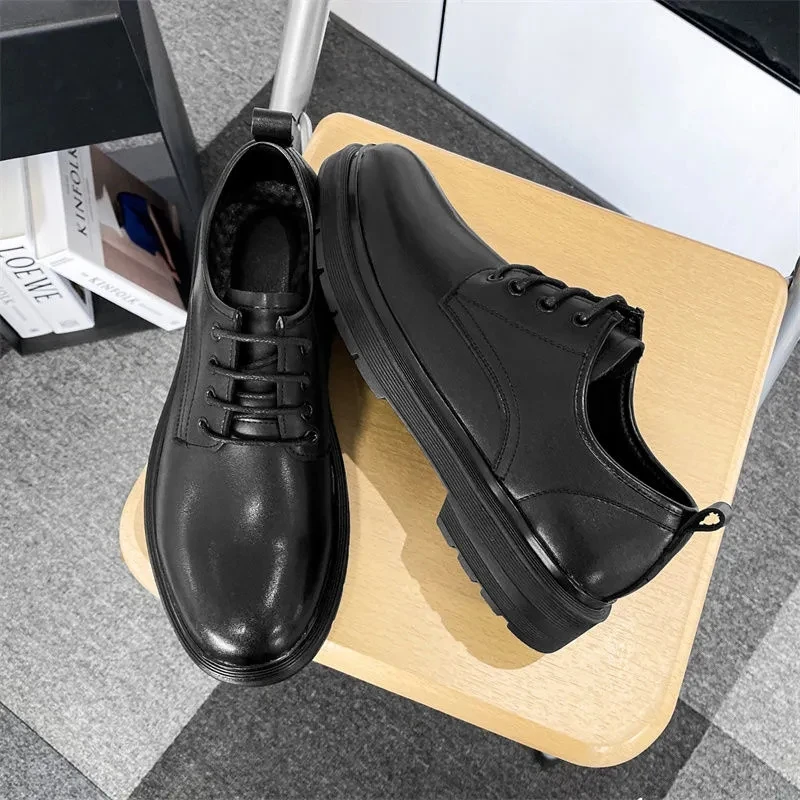 Men's Leather Shoes Fashion Black Business Dress Soft Bottom Casual Small Leather Shoes Round Head High Men's Shoes Trendy Shoes
Men's Leather Shoes Fashion Black Business Dress Soft Bottom Casual Small Leather Shoes Round Head High Men's Shoes Trendy Shoes