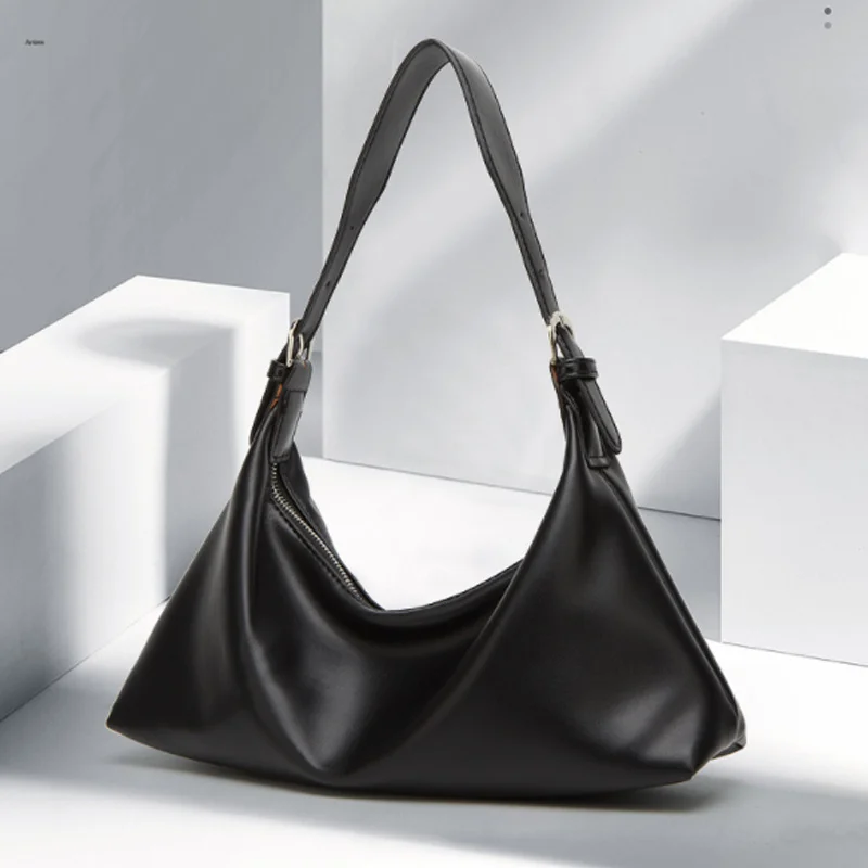 Simple design tote bag new large capacity single shoulder diagonal bag soft collapse Vintage armpit bag
Simple design tote bag new large capacity single shoulder diagonal bag soft collapse Vintage armpit bag