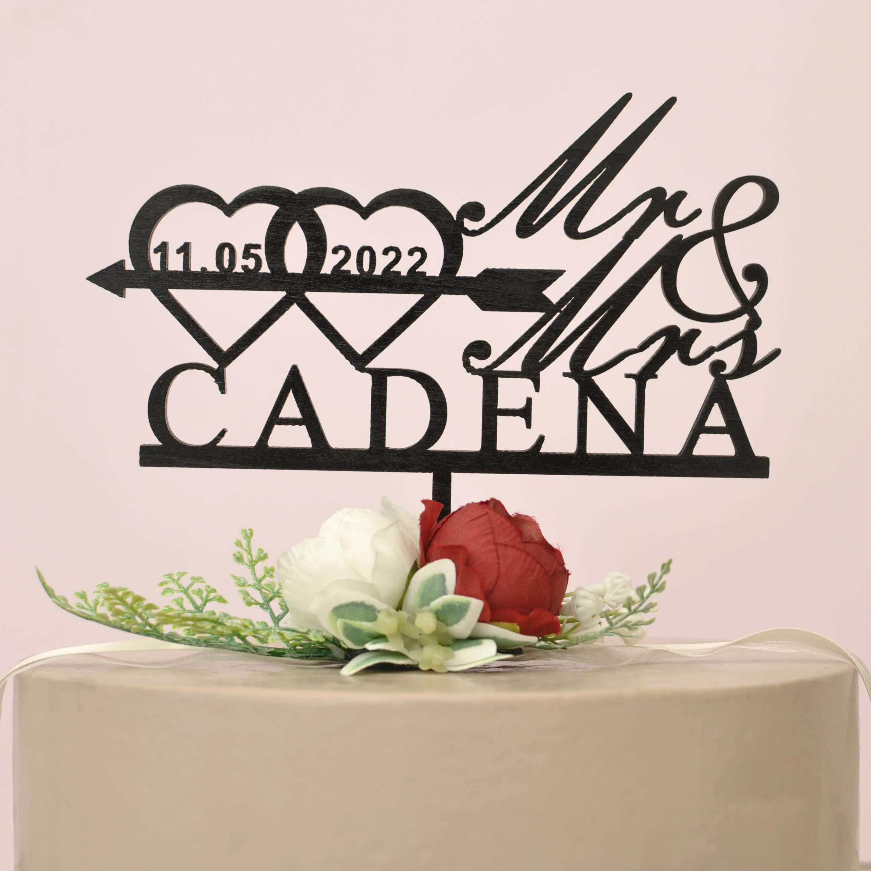 

Customized Wedding Cake Topper,Groom Bride Gifts ,Mr&Mrs Anniversary, graduation ceremony,Doctor's Day,Children's Firs
