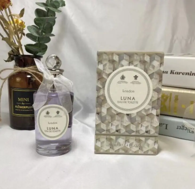 New Date Hot Perfumes Men and Women Eau De Toilette Wood Floral Natural Taste Unisex Fragrances Spray Top Selling
New Date Hot Perfumes Men and Women Eau De Toilette Wood Floral Natural Taste Unisex Fragrances Spray Top Selling