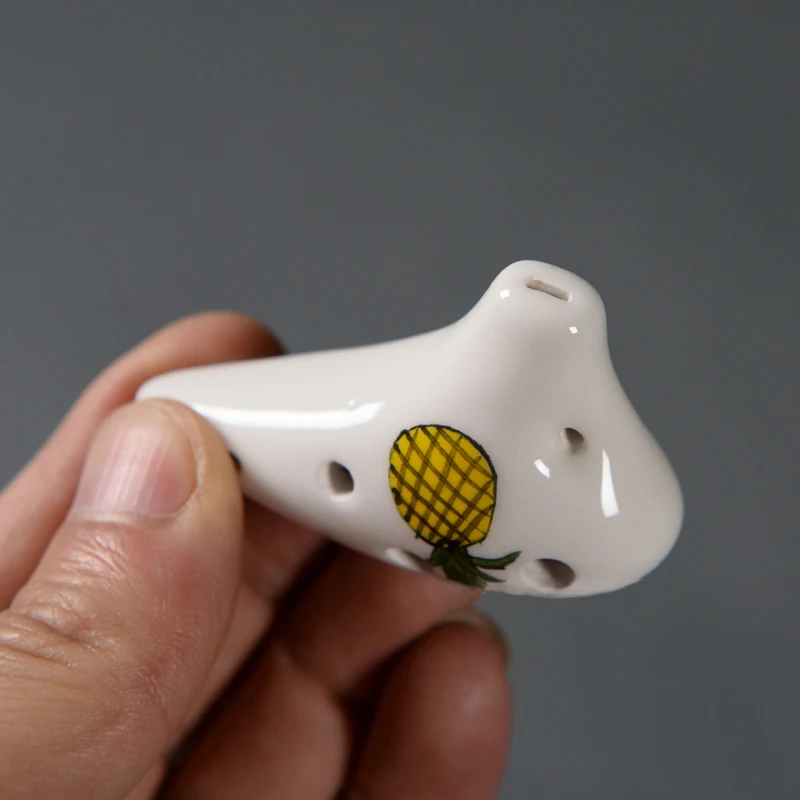 6-Hole Mini Ocarina With Hand-Painted Animal And Fauna Patterns In Solid Color Style Beginners Can Also Be Used
6-Hole Mini Ocarina With Hand-Painted Animal And Fauna Patterns In Solid Color Style Beginners Can Also Be Used