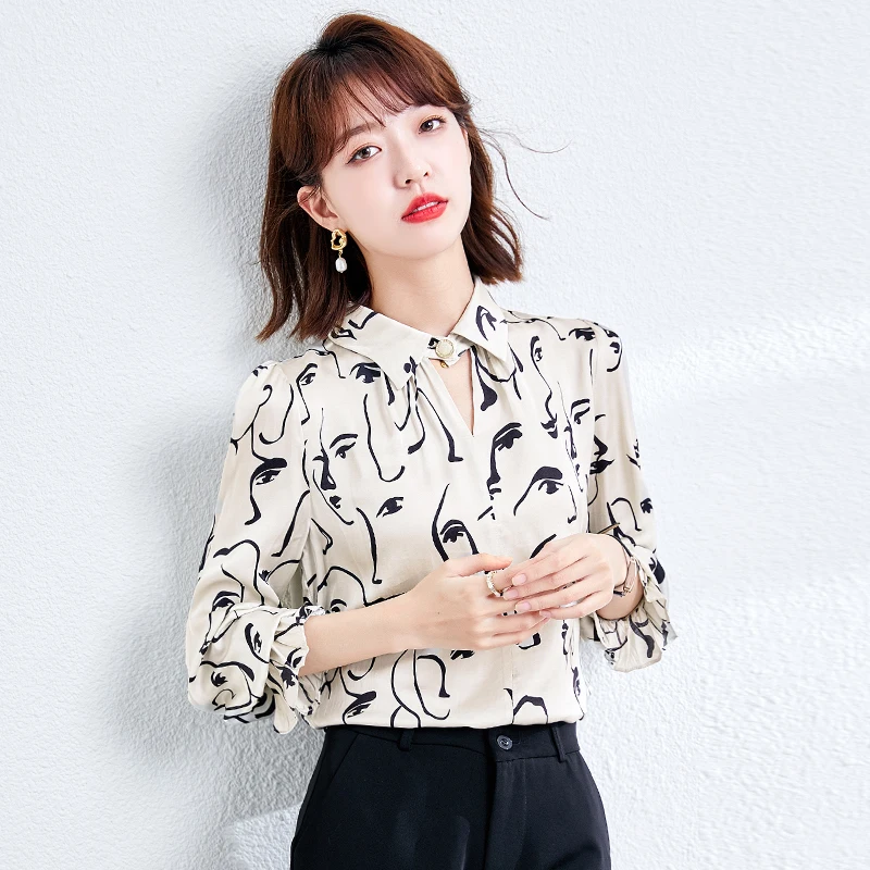 Chiffon Women's Blouse Loose Girl's Shirt Fashion Long Sleeve Top Casual Print Summer Button Female Clothing
Chiffon Women's Blouse Loose Girl's Shirt Fashion Long Sleeve Top Casual Print Summer Button Female Clothing