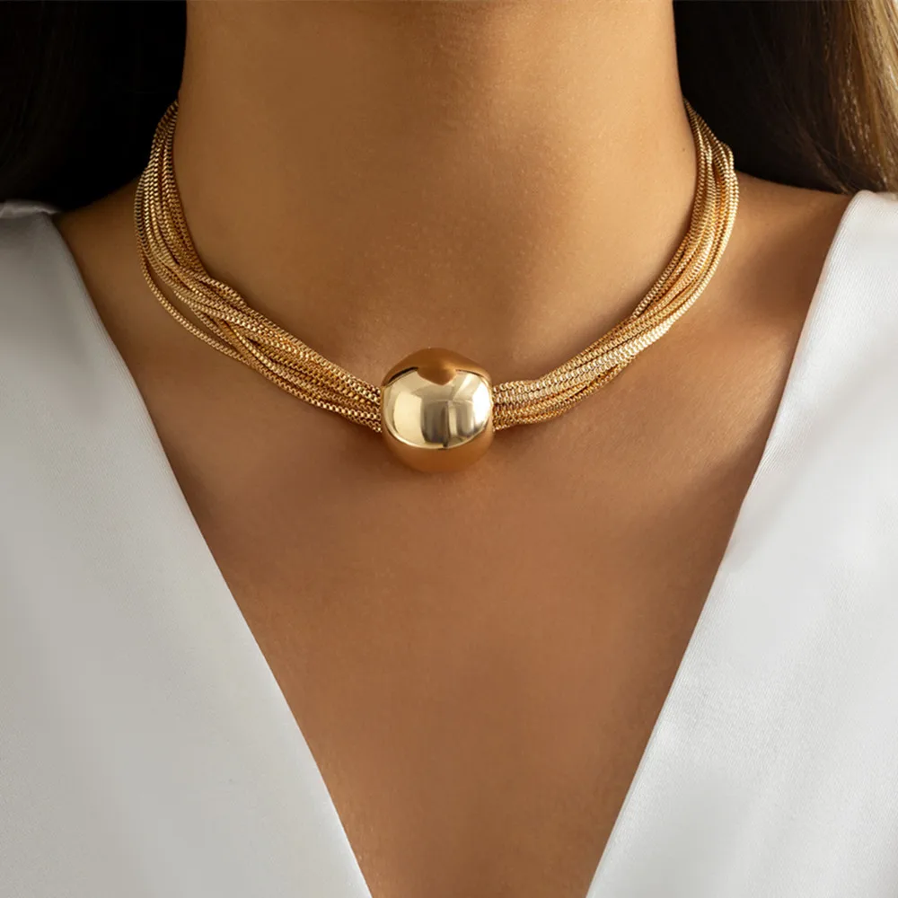 2022 Exaggerated Metal Gold Large Circle Ball Pendant Choker Necklace for Women Hip-Hop Metal Multi-layer Chain Necklace Collar
2022 Exaggerated Metal Gold Large Circle Ball Pendant Choker Necklace for Women Hip-Hop Metal Multi-layer Chain Necklace Collar