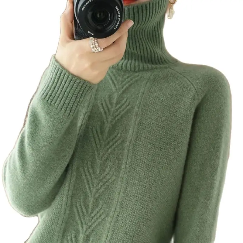 2022 Autumn And Winter New High-neck Warm All-match Knitted Bottoming Shirt Solid Color Loose Sweater Korean Casual SweaterWOens
2022 Autumn And Winter New High-neck Warm All-match Knitted Bottoming Shirt Solid Color Loose Sweater Korean Casual SweaterWOens
