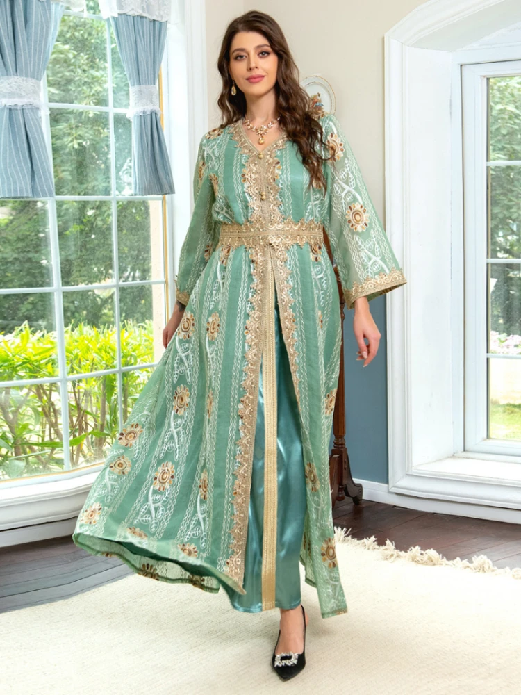 Gorgeous Party Evening Dresses for Women Corban Eid Al Adha New Moroccan Caftan Dubai Mesh Embroidery Lace Gold Tape Trim Abaya
Gorgeous Party Evening Dresses for Women Corban Eid Al Adha New Moroccan Caftan Dubai Mesh Embroidery Lace Gold Tape Trim Abaya