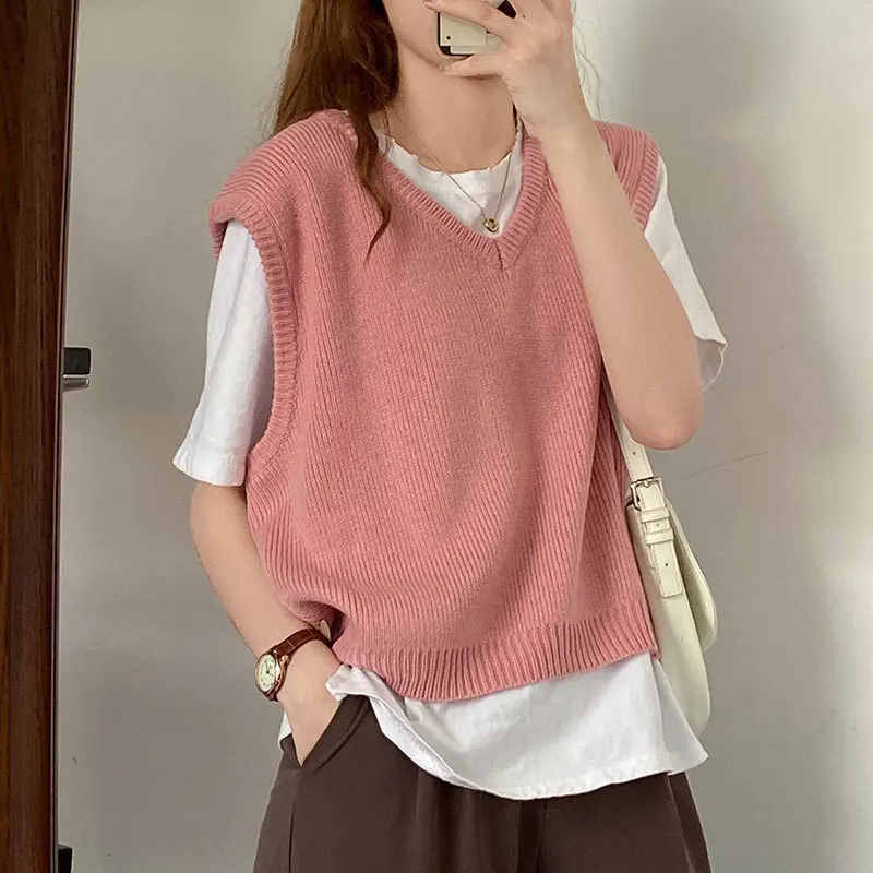 French Simple Overlapping Waistcoat Casual Sweater Waistcoat Women's Autumn and Winter College Versatile Bottomed Sweater Vest
French Simple Overlapping Waistcoat Casual Sweater Waistcoat Women's Autumn and Winter College Versatile Bottomed Sweater Vest