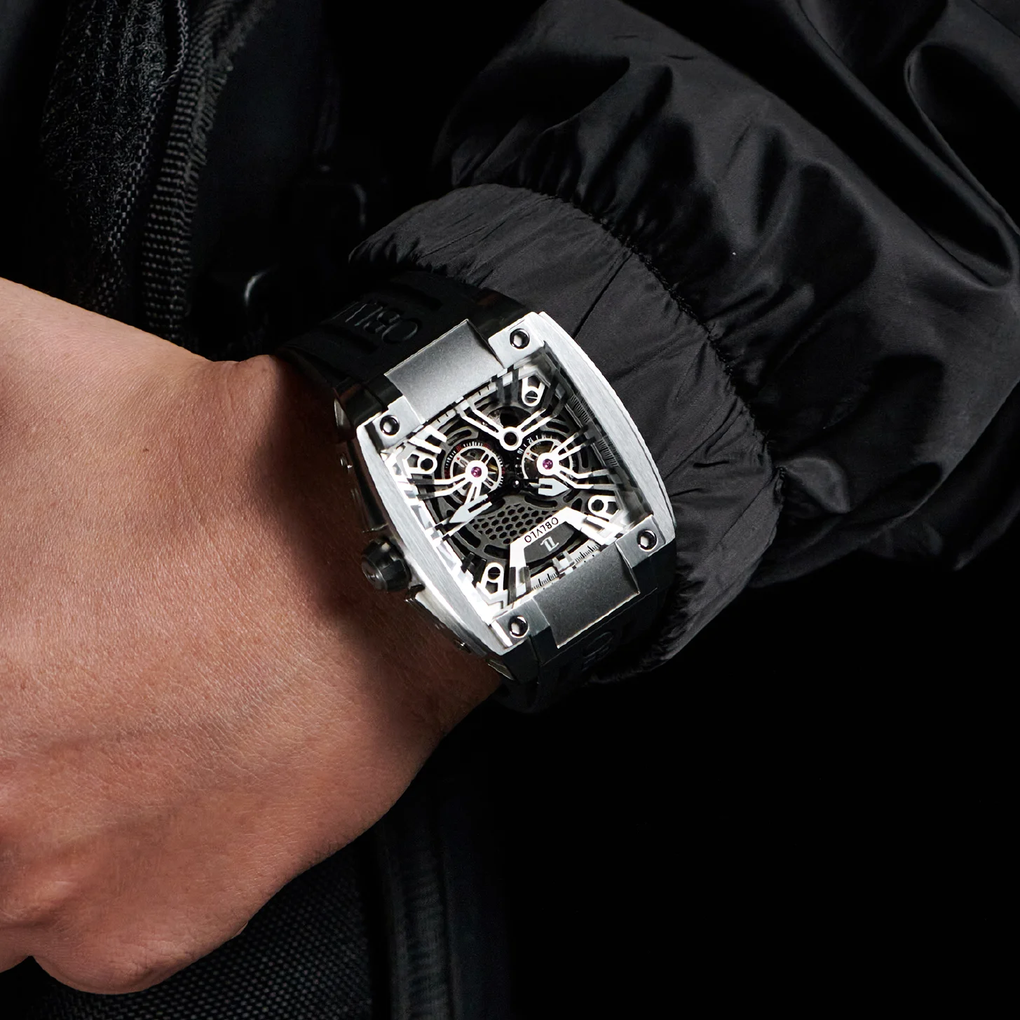 OBLVLO 2022 Luxury Men Automatic Mechanical Watch Super Luminous Skeleton Stainless Steel Bezel Rubber Strap Glass Waterproof GM
OBLVLO 2022 Luxury Men Automatic Mechanical Watch Super Luminous Skeleton Stainless Steel Bezel Rubber Strap Glass Waterproof GM