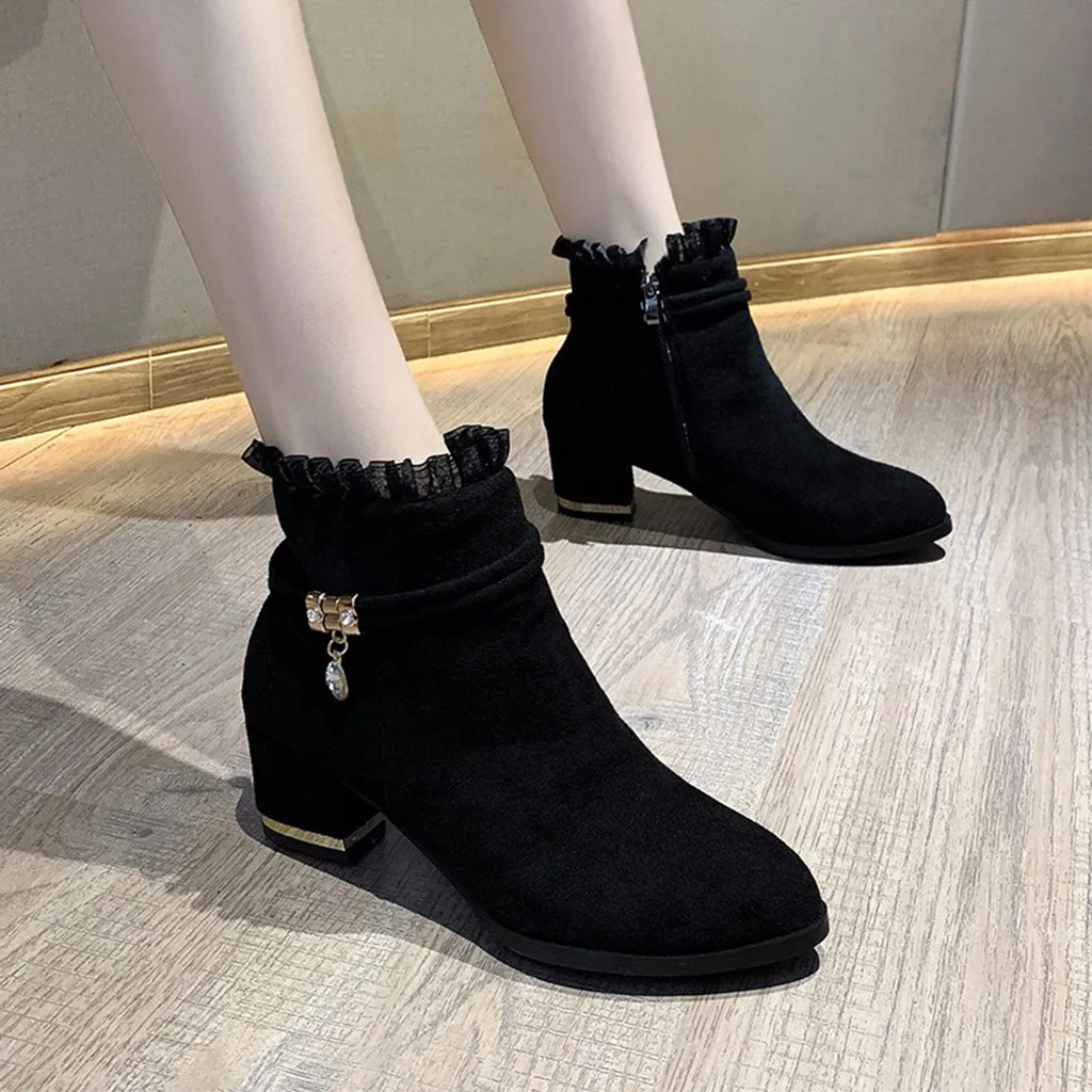 Women's Ankle Short Boots Autumn Retro Crystal Zipper Square High Heels Punk Zipper Fashion Ladies Party Shoes High Quality
Women's Ankle Short Boots Autumn Retro Crystal Zipper Square High Heels Punk Zipper Fashion Ladies Party Shoes High Quality